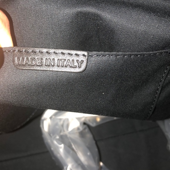 đź’™AUTHENTIC BURBERRY HAYMARKET GLADSTONE PURSEđź’™ - Picture 3 of 5